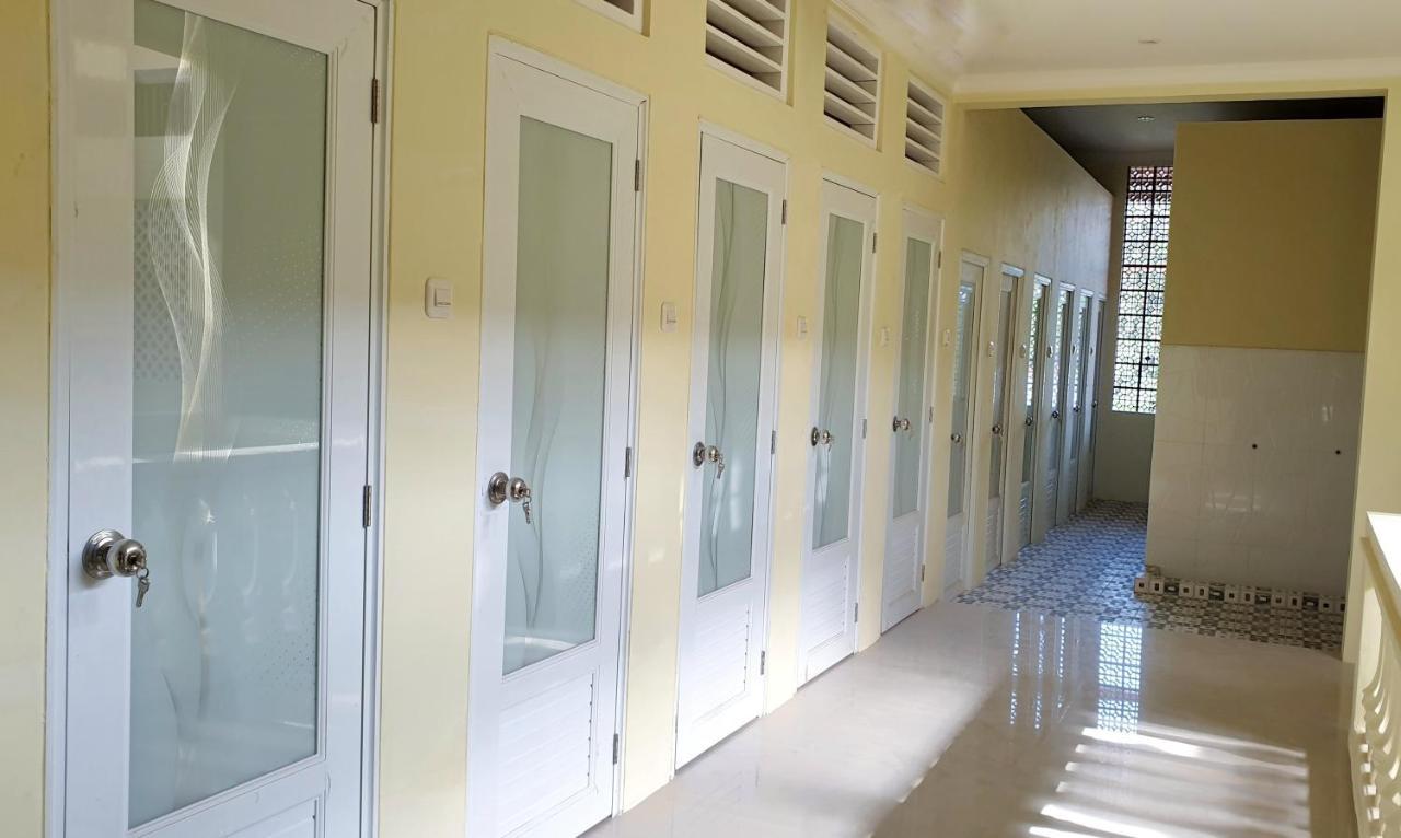 Maple Tree Homestay Maguwo Ngoại thất bức ảnh