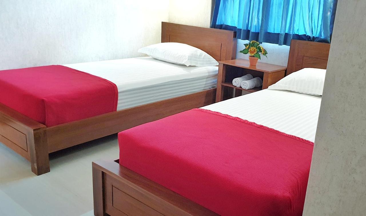 Maple Tree Homestay Maguwo Ngoại thất bức ảnh