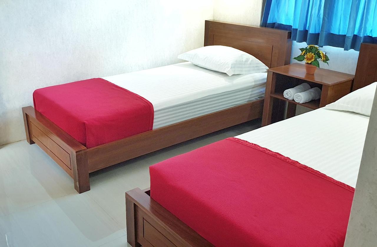 Maple Tree Homestay Maguwo Ngoại thất bức ảnh