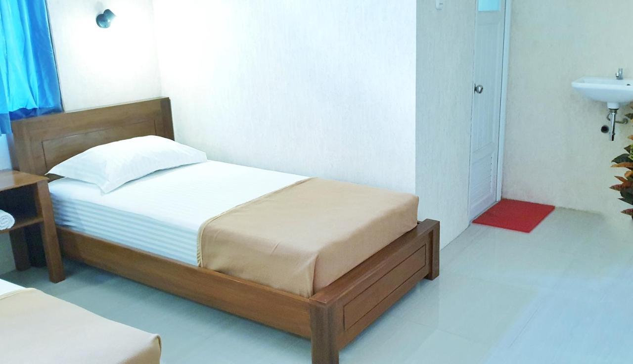 Maple Tree Homestay Maguwo Ngoại thất bức ảnh