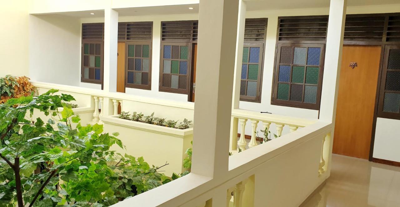 Maple Tree Homestay Maguwo Ngoại thất bức ảnh
