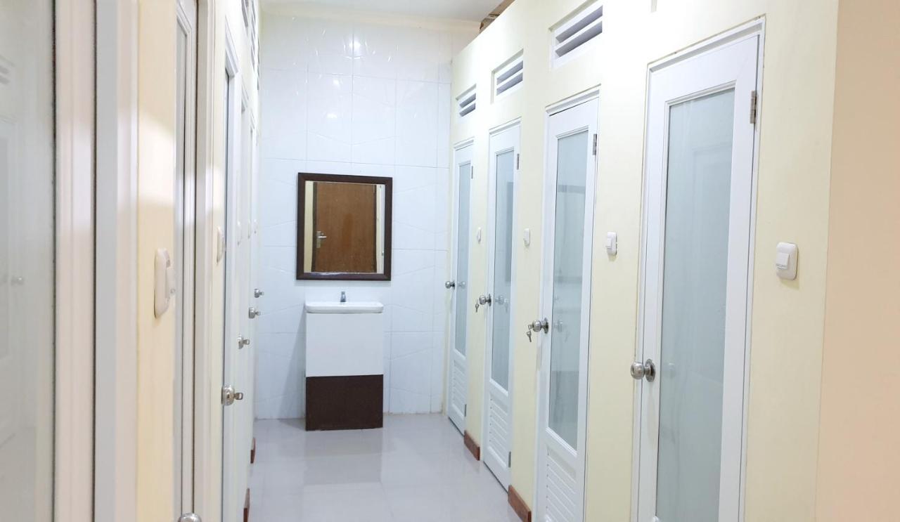 Maple Tree Homestay Maguwo Ngoại thất bức ảnh
