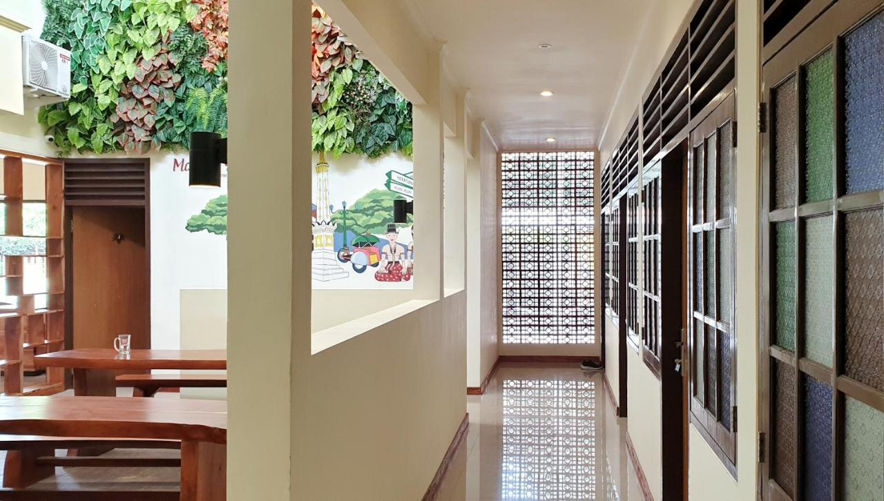 Maple Tree Homestay Maguwo Ngoại thất bức ảnh