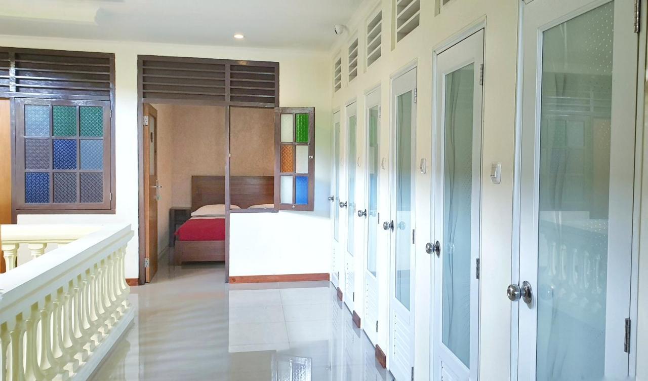 Maple Tree Homestay Maguwo Ngoại thất bức ảnh