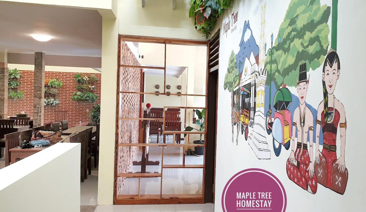 Maple Tree Homestay Maguwo Ngoại thất bức ảnh