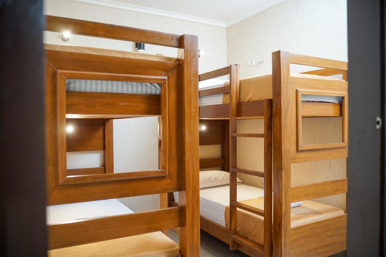 Maple Tree Homestay Maguwo Ngoại thất bức ảnh