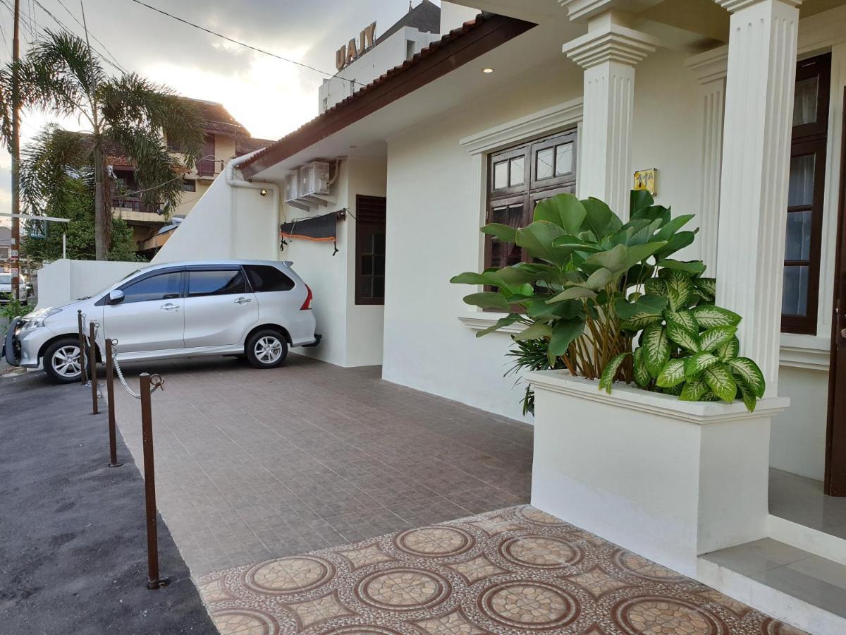 Maple Tree Homestay Maguwo Ngoại thất bức ảnh