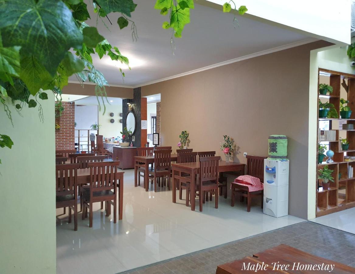Maple Tree Homestay Maguwo Ngoại thất bức ảnh